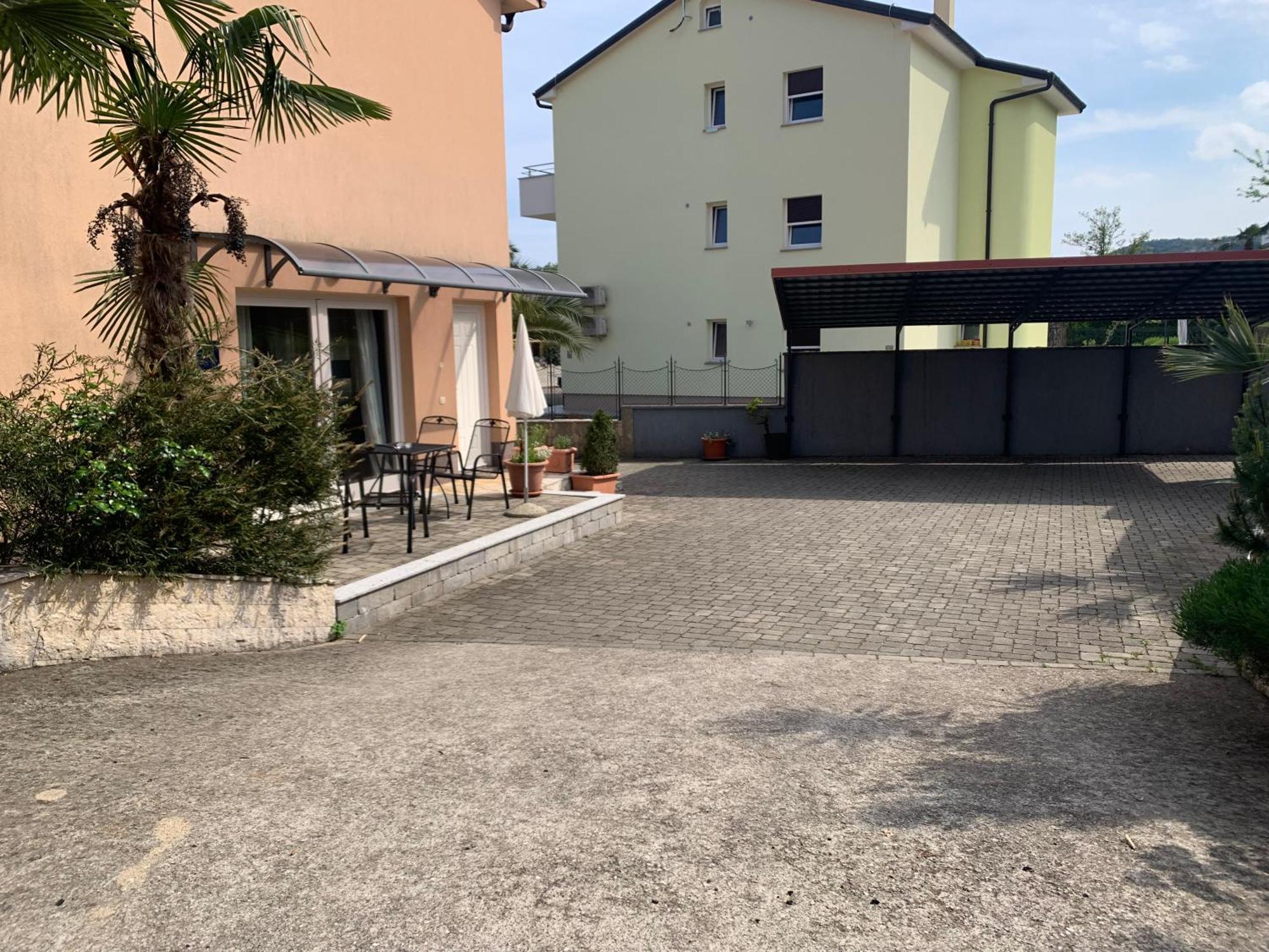 Grand Pool Apartment Ika-Opatija Ngoại thất bức ảnh