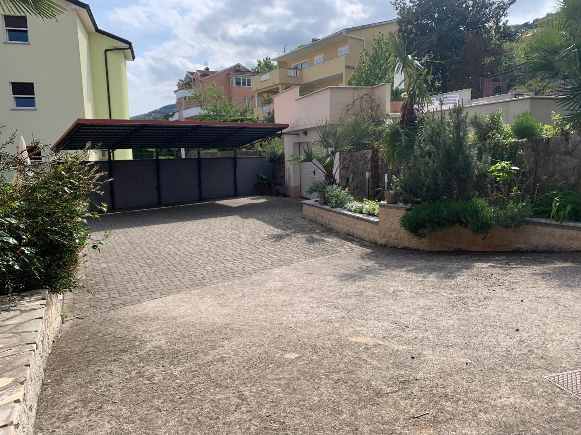 Grand Pool Apartment Ika-Opatija Ngoại thất bức ảnh