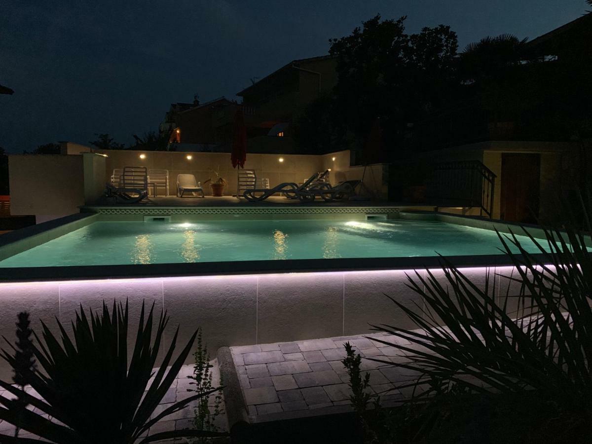 Grand Pool Apartment Ika-Opatija Ngoại thất bức ảnh